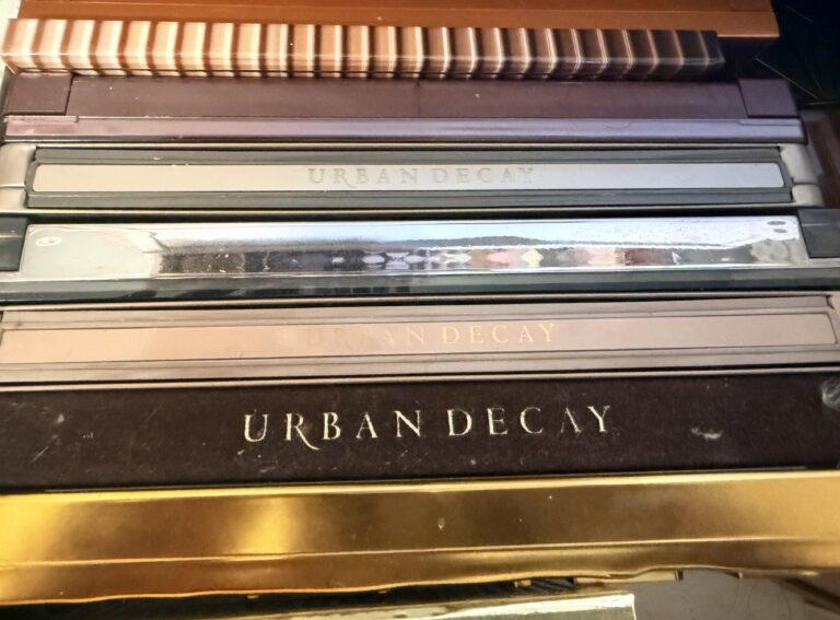 Why Organizing Your Makeup Stash Might Be the Secret to Enjoying Makeup Again
